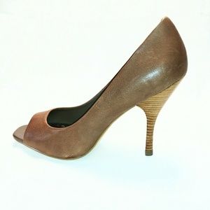NEW BCBG Ariel  Brown Leather Heels Dress Shoes 10